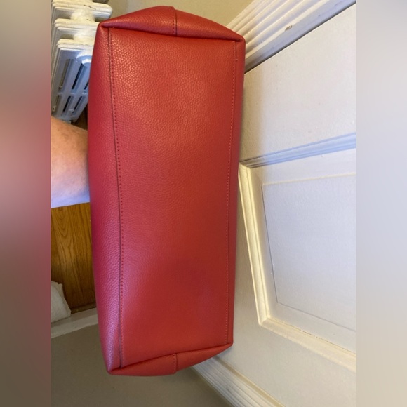 Coach Red pebbled Central Tote With Zip E1922-69424 - Picture 6 of 8